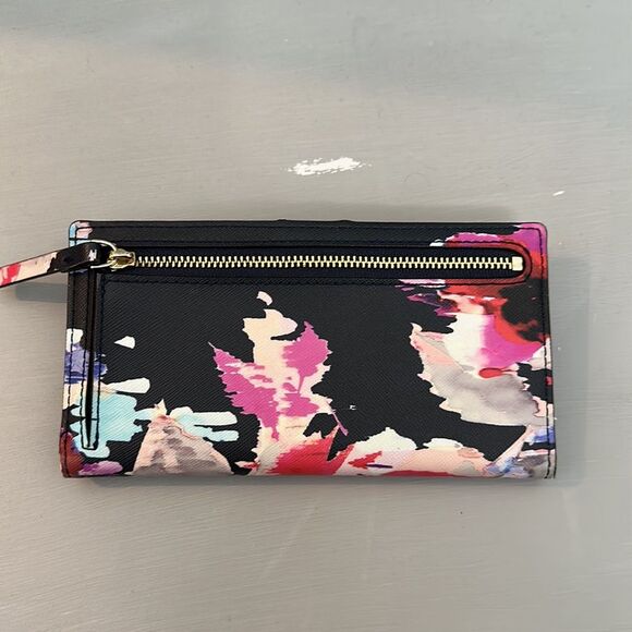 Kate Spade Wallet - Picture 3 of 7